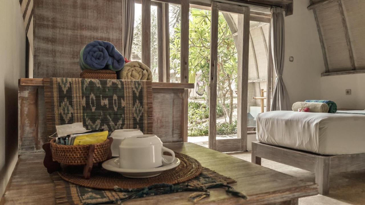 Puri Air Beach Resort & Spa Gili Air Exterior photo