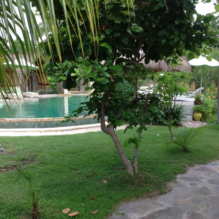 Puri Air Beach Resort & Spa Gili Air Exterior photo